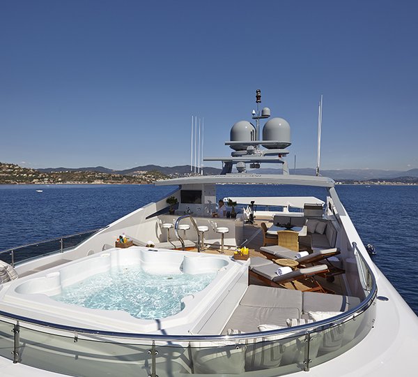 ZOOM ZOOM ZOOM Yacht Charter Details, Trinity | CHARTERWORLD Luxury ...