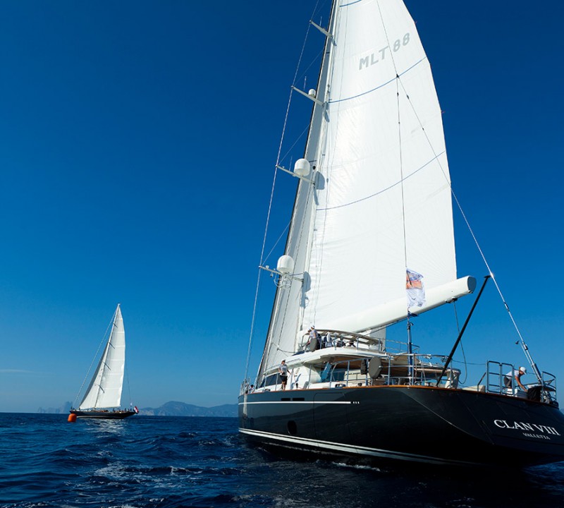 yacht charter australia