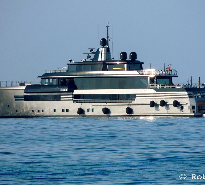 crn yacht lavora con noi