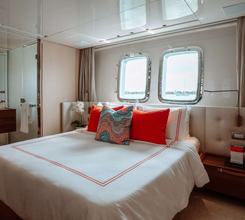 FIFTY SHADES Yacht Charter Details, Sanlorenzo 106 | CHARTERWORLD ...