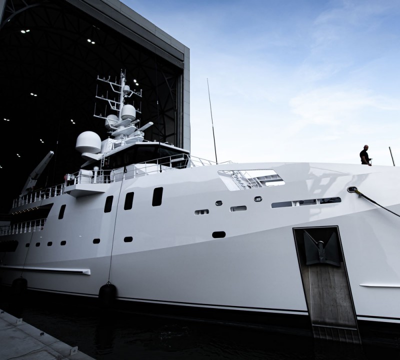 GAME CHANGER Yacht Charter Details, Damen | CHARTERWORLD Luxury Superyachts