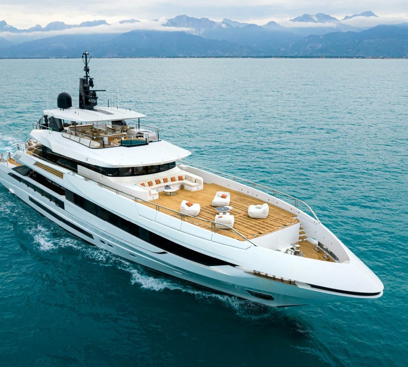 Yacht PROJECT VERONA, Overmarine Group | CHARTERWORLD Luxury Superyacht ...