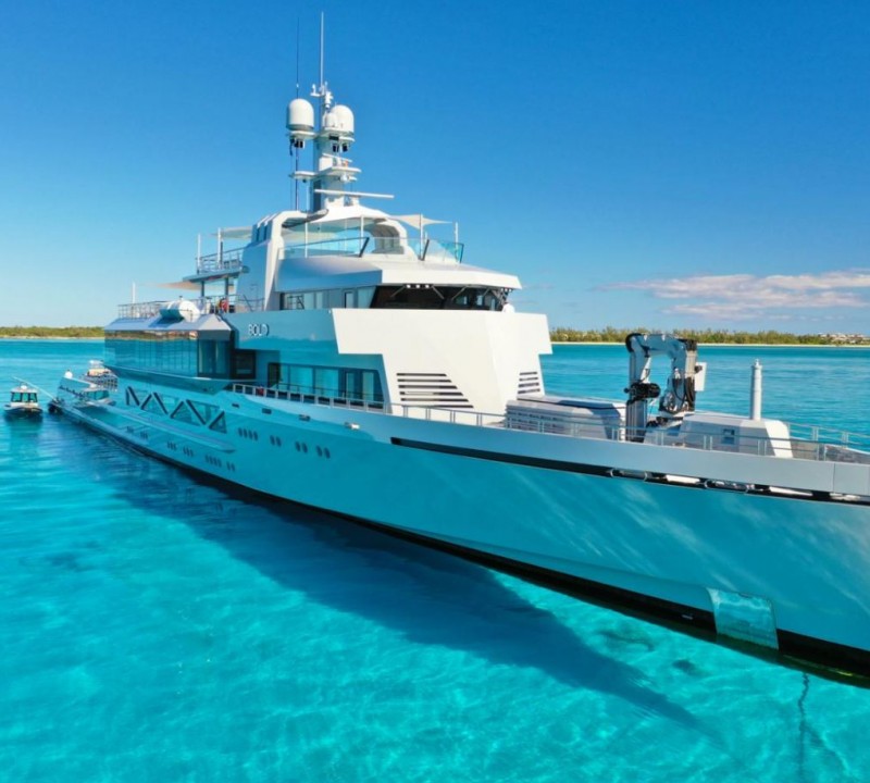 BOLD Yacht Charter Details, Silver Yachts | CHARTERWORLD Luxury Superyachts