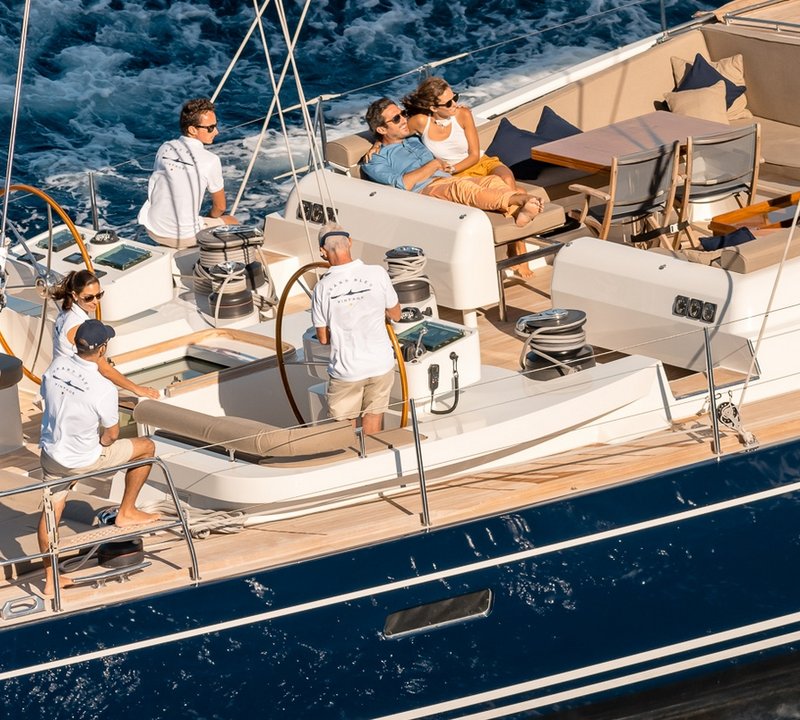 grand bleu vintage yacht