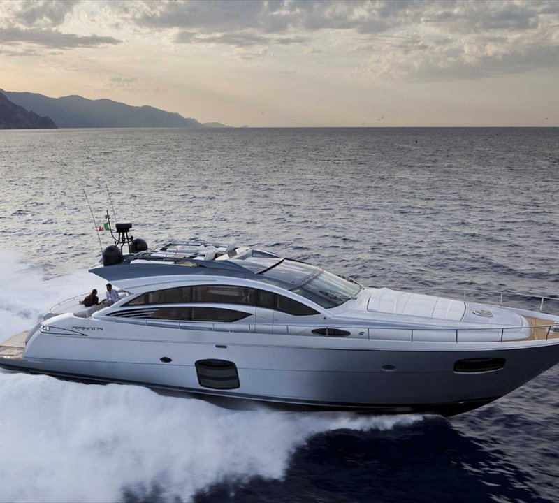 Yacht Pershing 74, a Pershing Yacht | CHARTERWORLD Luxury Superyacht ...