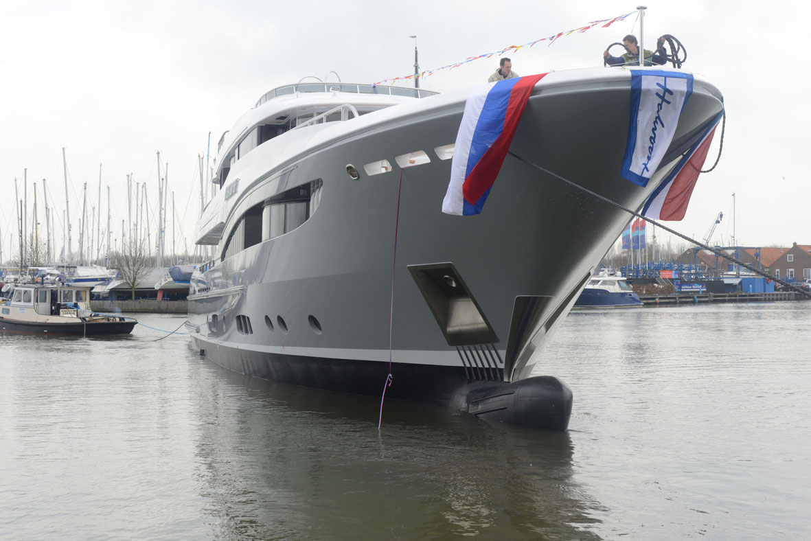 Royal Hakvoort, Luxury Yacht Builder