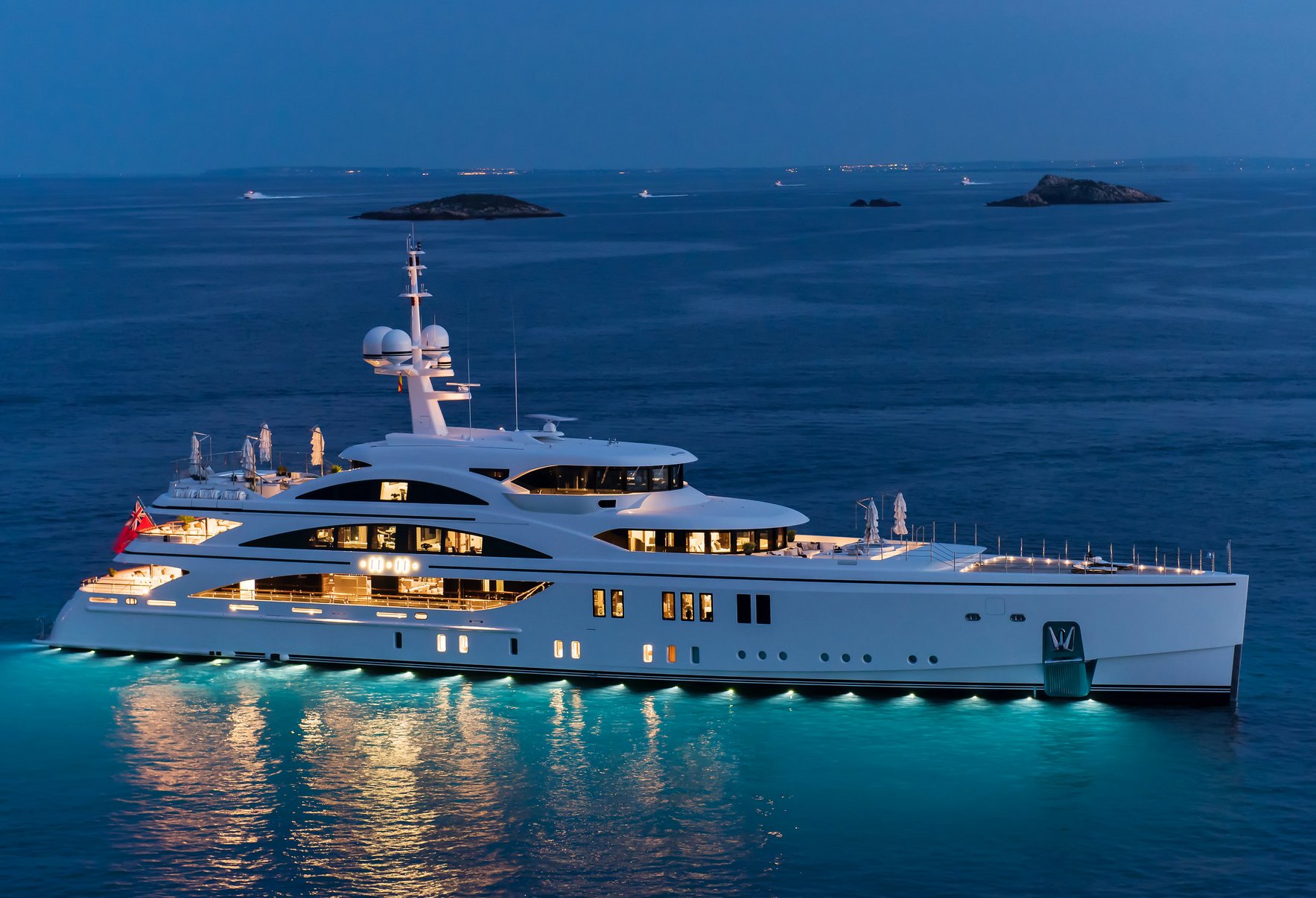 super yachts in france