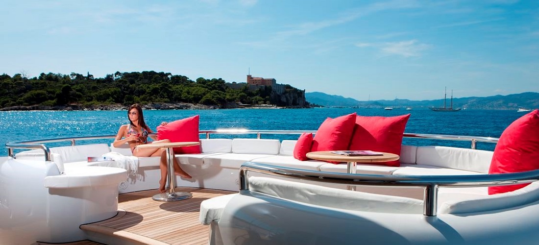 French Riviera (Cote d' Azur) Yacht Charters | Yacht List | The Complete  2024 & 2025 Guide by CHARTERWORLD