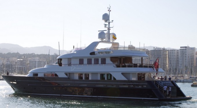 Luxury Yacht PARAMOUR