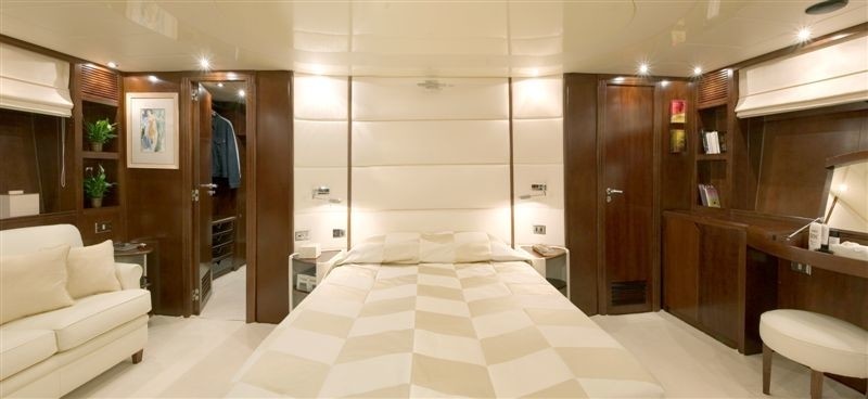 VIP Cabin Aboard Yacht LET IT BE