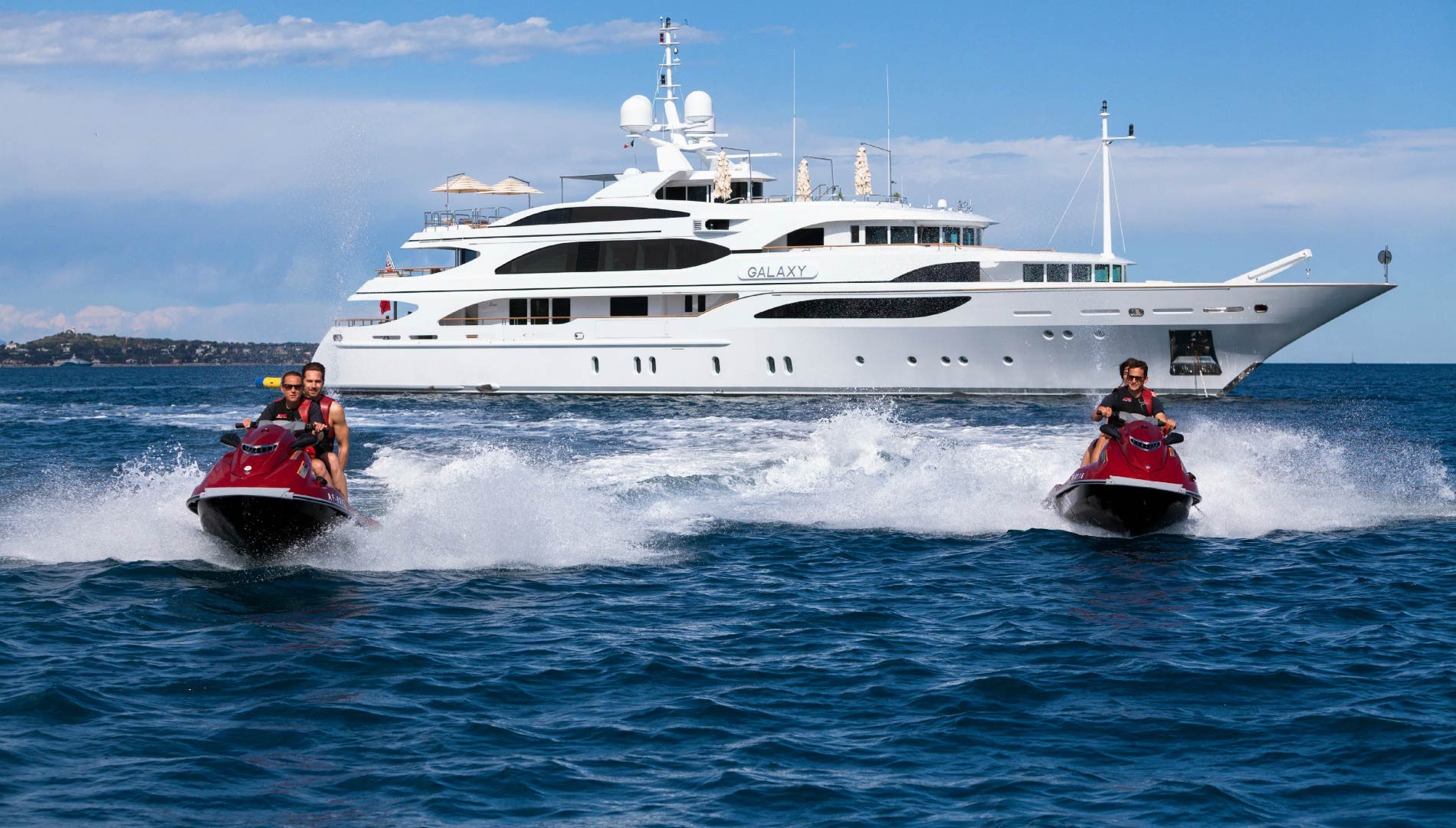 Galaxy Yacht Charter Details, Benetti | CHARTERWORLD Luxury Superyachts