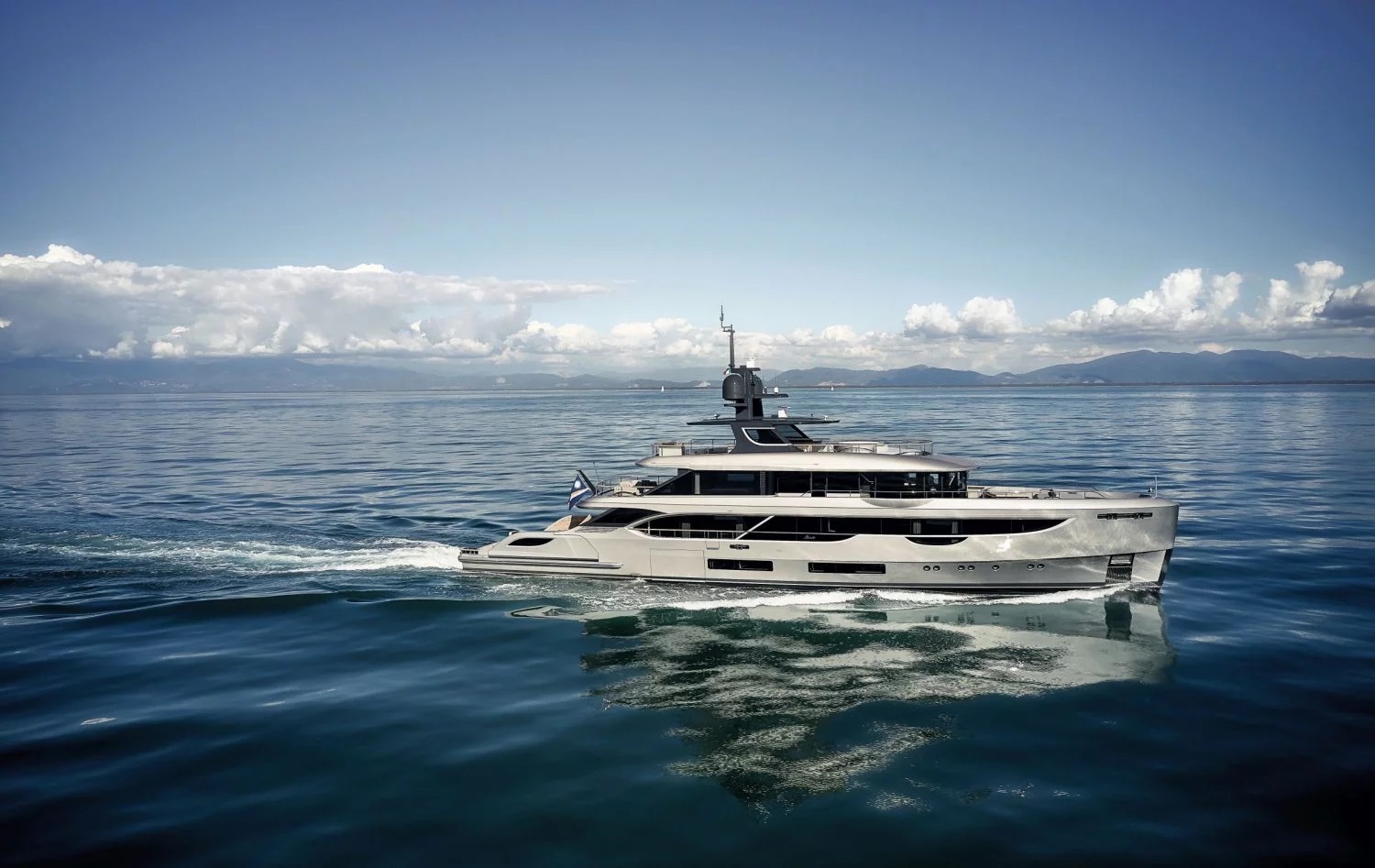Luxury Yacht BENETTI OASIS 40M