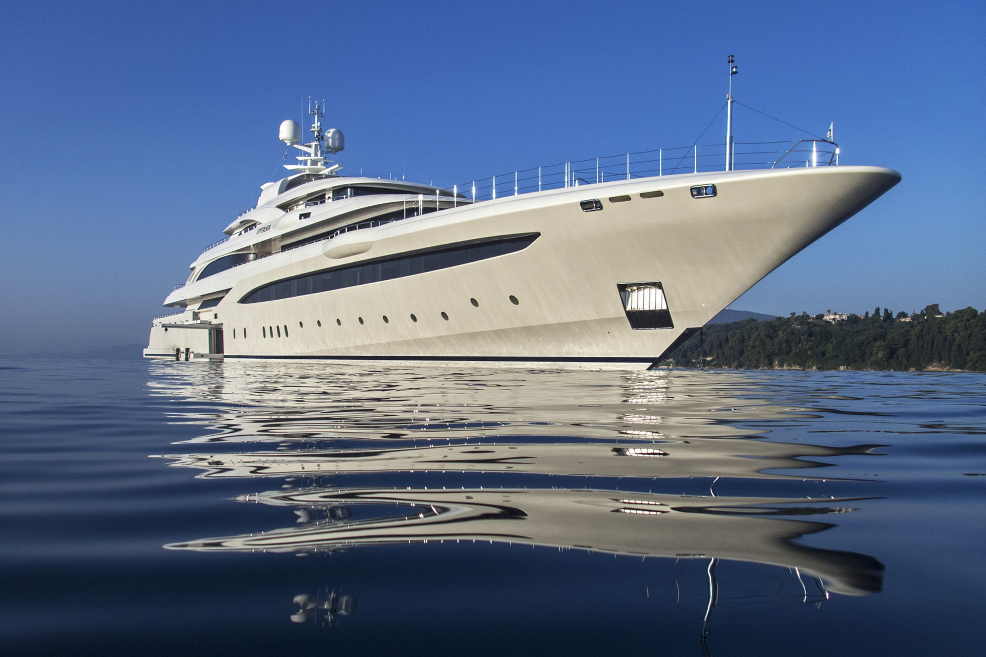Luxury Mega Yacht O'PTASIA