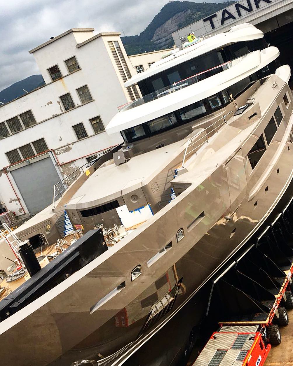 Tankoa Superyacht SOLO Approaching Completion