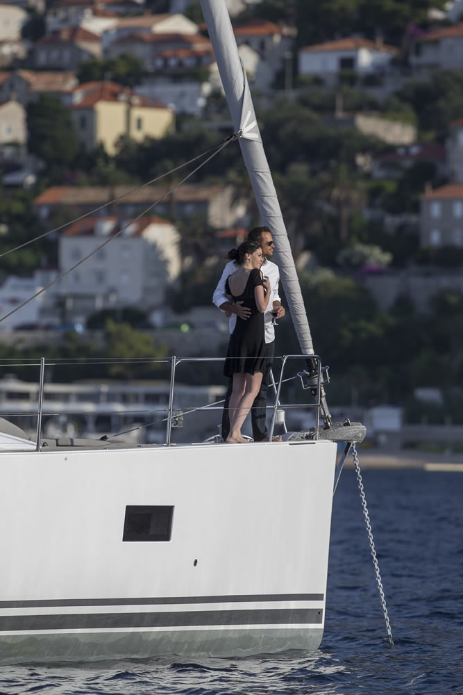 Yacht Amandine - Jeanneau 64 Couple