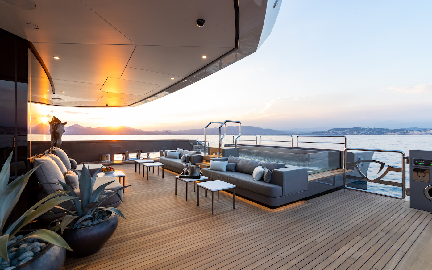 Aft Deck Jacuzzi And Seating Area