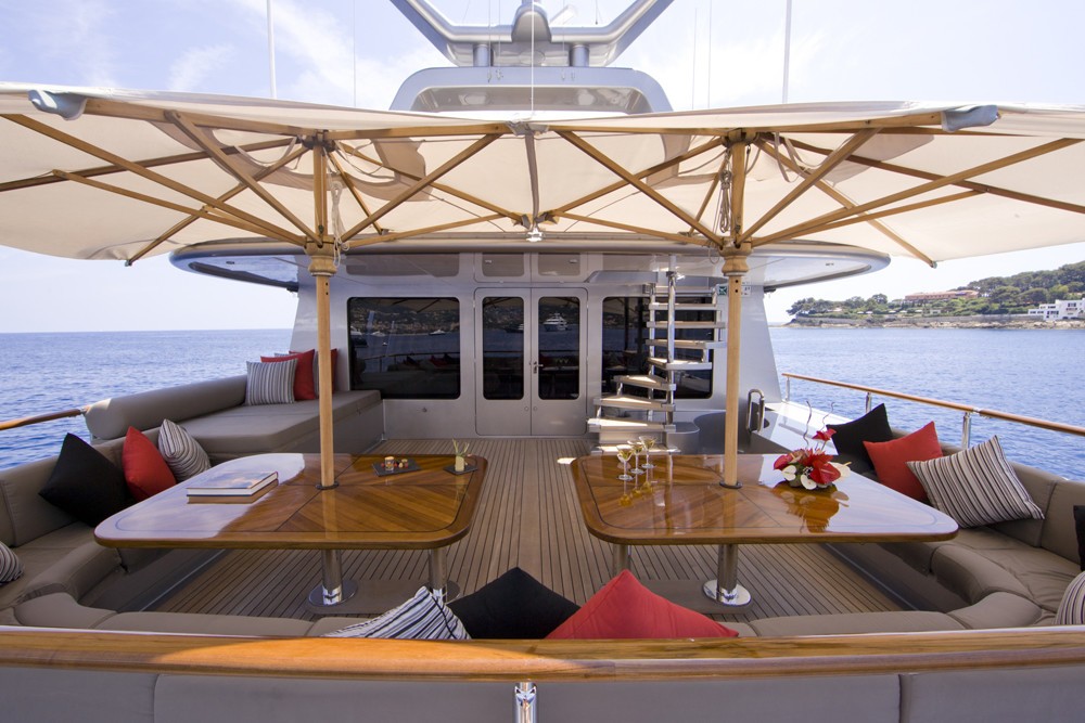 Sitting: Yacht SILVER DREAM's Sun Deck Image