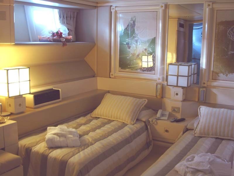 Twin Bed Cabin On Yacht CARMEN FONTANA