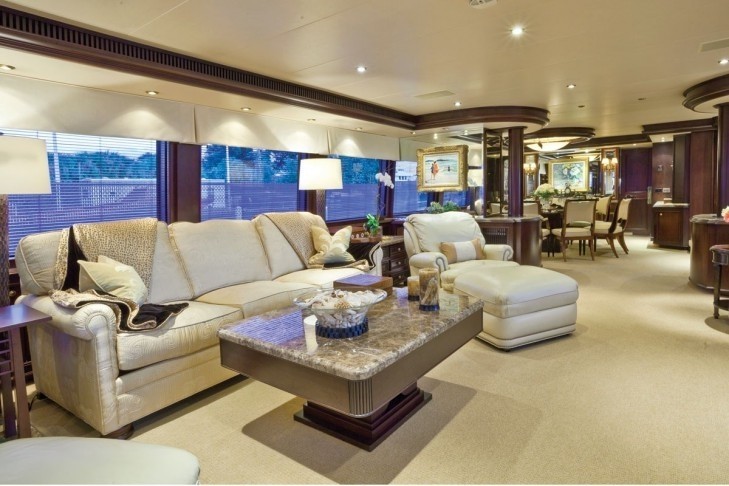 Sitting: Yacht SEA DREAMS's Premier Saloon Pictured