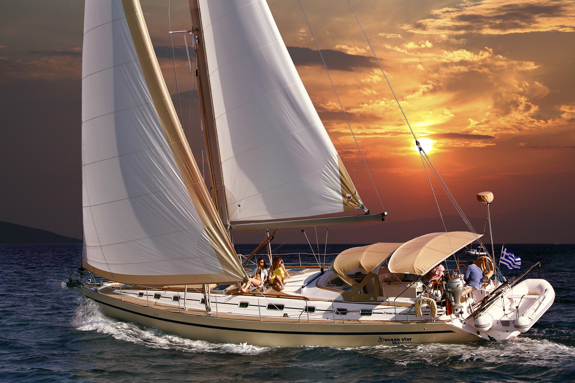 Sailing Yacht MYTHOS sunset