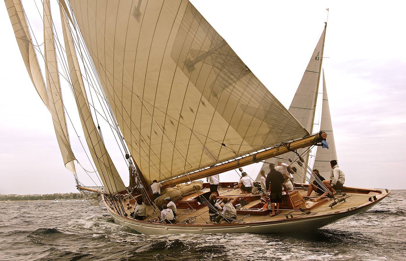 MOONBEAM IV Yacht Charter Details, William Fife & Son | CHARTERWORLD ...