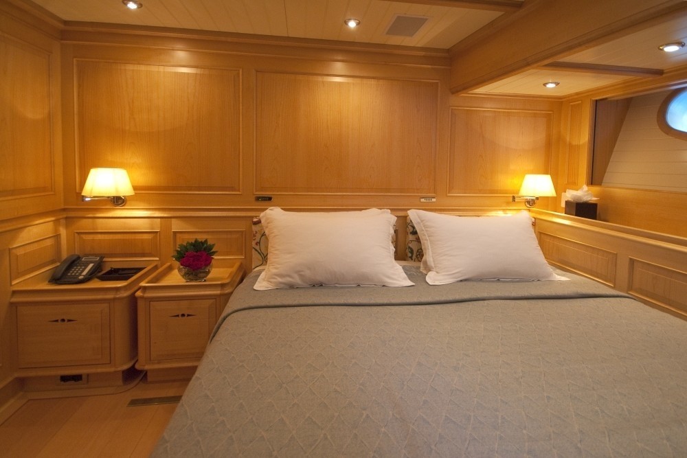Double Sized Guest's Cabin Convertible Aboard Yacht ATHOS
