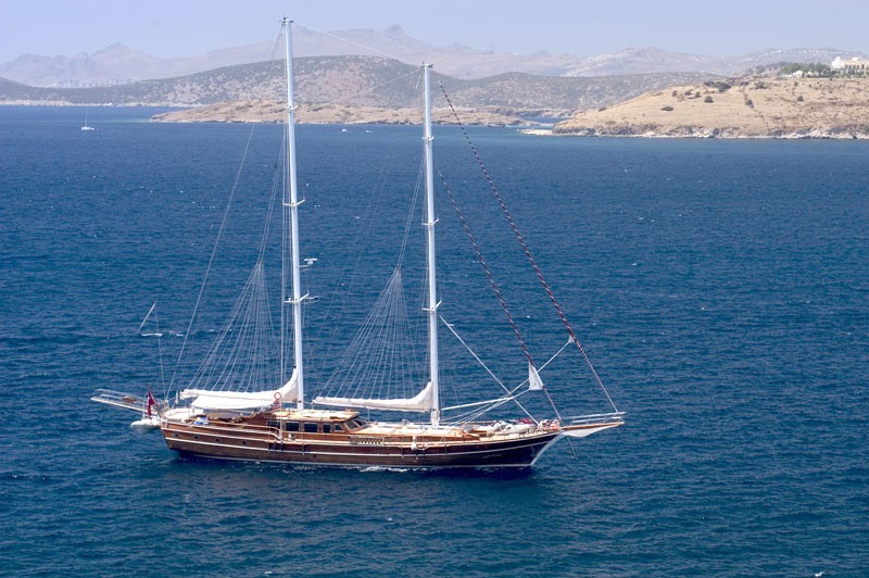 The 35m Yacht QUEEN OF KARIA