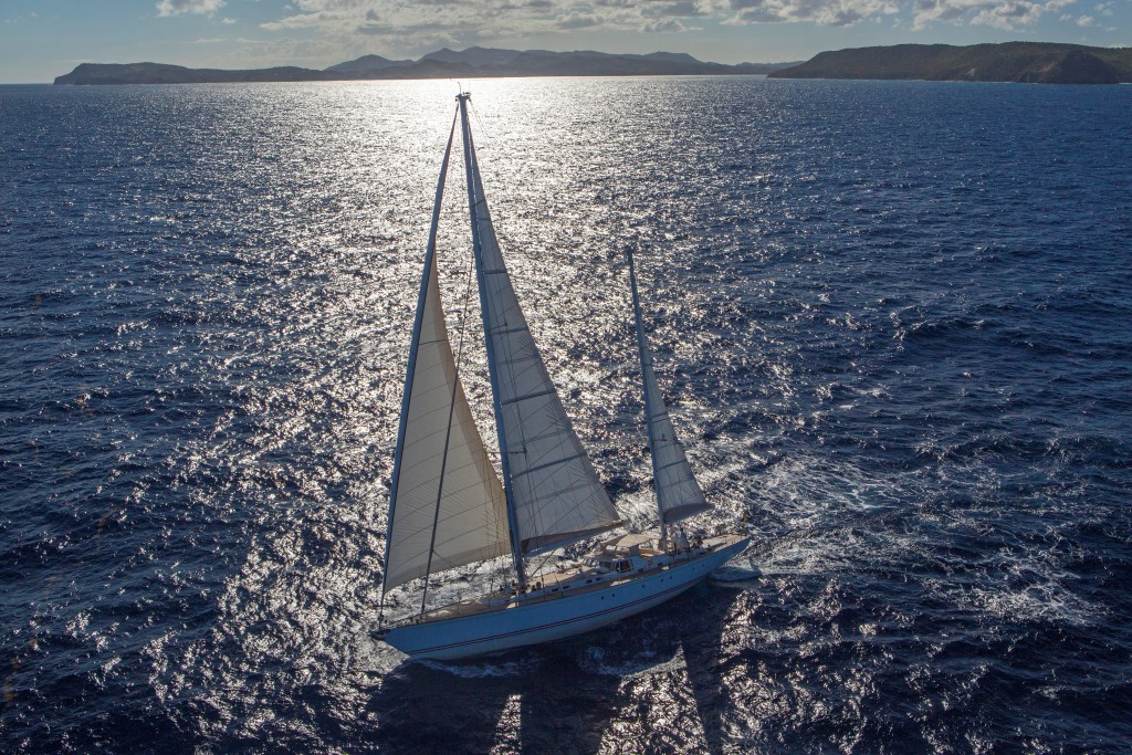 JUPITER Sailing yacht - Under sail