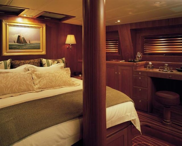 Sailing yacht AVALON - Master cabin