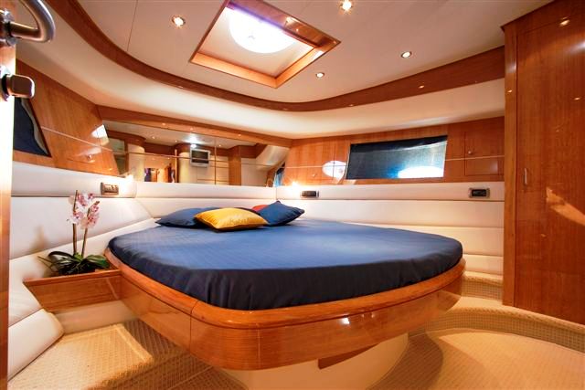 Yacht Enius - VIP Cabin
