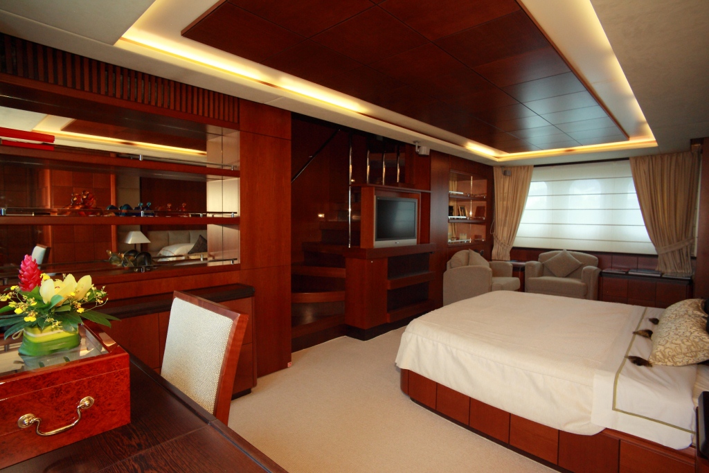 Yacht HYE SEAS II -  Master Cabin