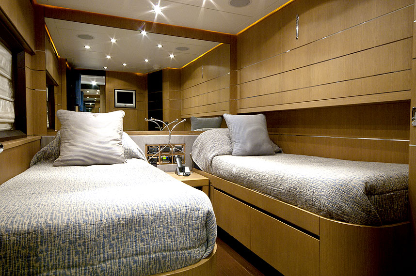 Yacht MISTRAL 55 -  Twin Cabin