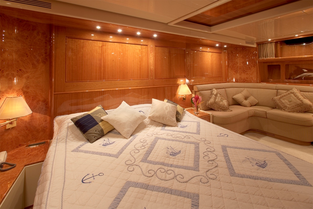 Yacht QUEEN SOUTH III -  Master Cabin 2