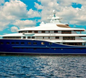 Derecktor Launch 85 m Motor Yacht Cakewalk The Largest in USA History