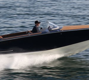 All composite 2013 Kavalk SportRunner 25 yacht tender by Kazulin Boats ...