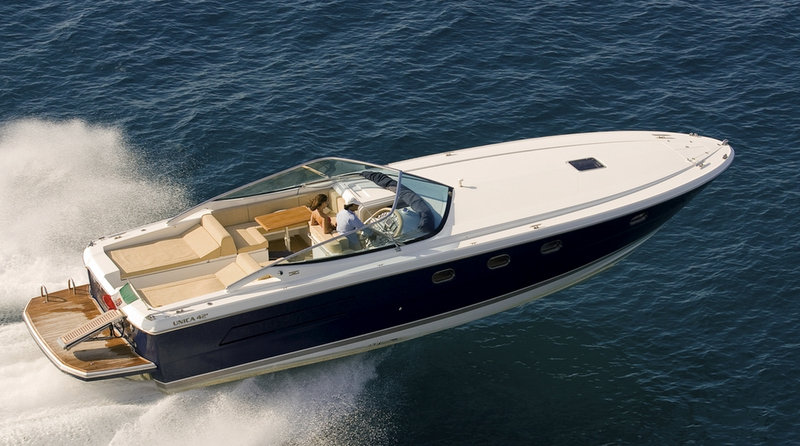 unica 42 yacht