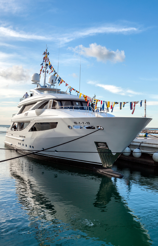 Motor yacht Azziza launched at ISA - Photo by Zitti — Yacht Charter ...