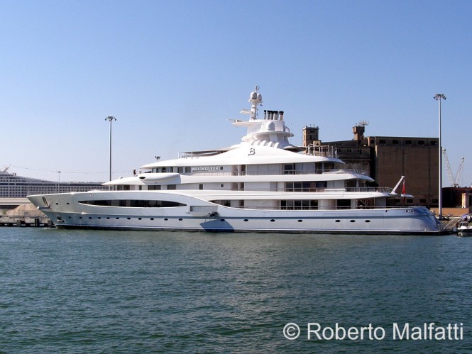 luxury yacht the mayan queen