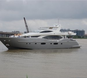 Motor yacht solaris new build