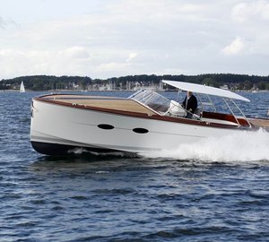 Beiderbeck-designed KNIERIM Runabout 36 - Superyacht Tender