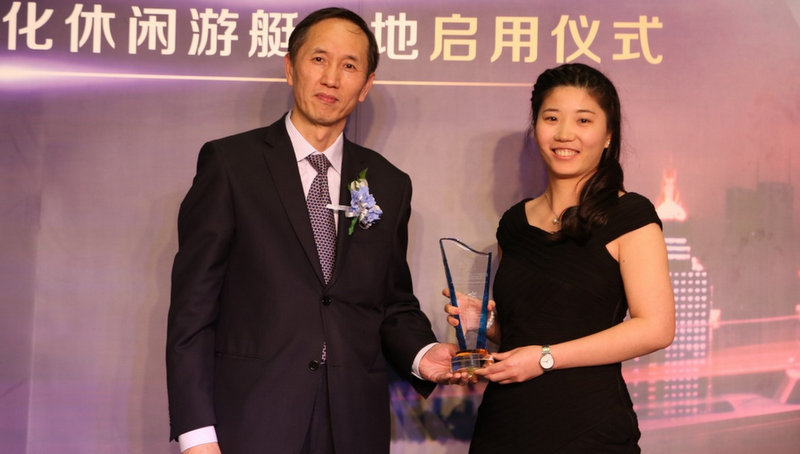 Chairman Wang with the coveted award of ‘Personality of the Year ...