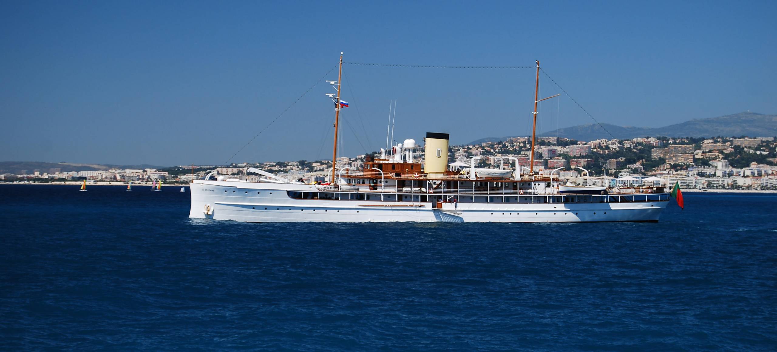 classic super yachts