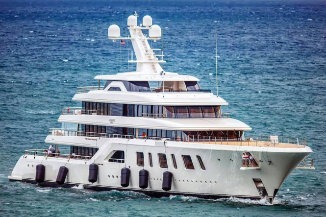 superyacht aquarius cost