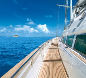 Sensational Christmas and New Year Yacht Charter Choices in the Caribbean & Bahamas