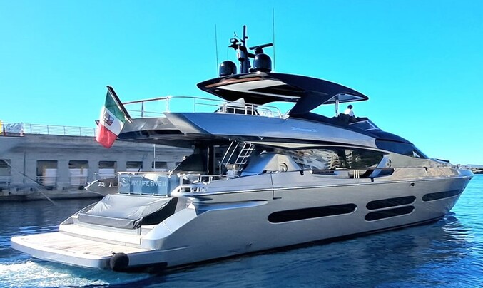 m2 motor yachts