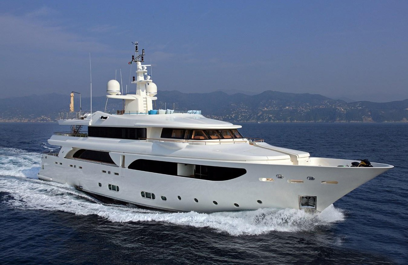 motor yacht lady i