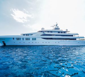 Vandutch 40 yacht charter for Louis Vuitton in Cannes for the Festival