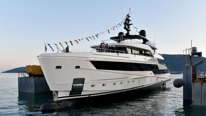 Luxury yacht ALMAX | image from Sanlorenzo