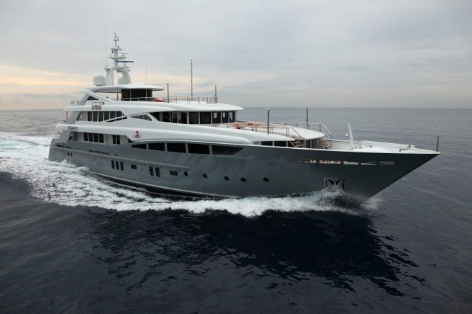 Superyacht 2 LADIES