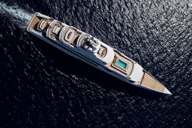 Superyacht LANA